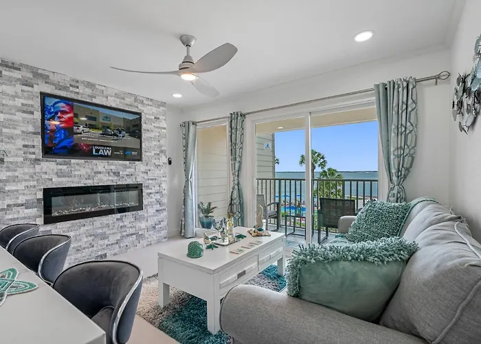 Welcome To Sea Forever Balcony With Ocean Views!