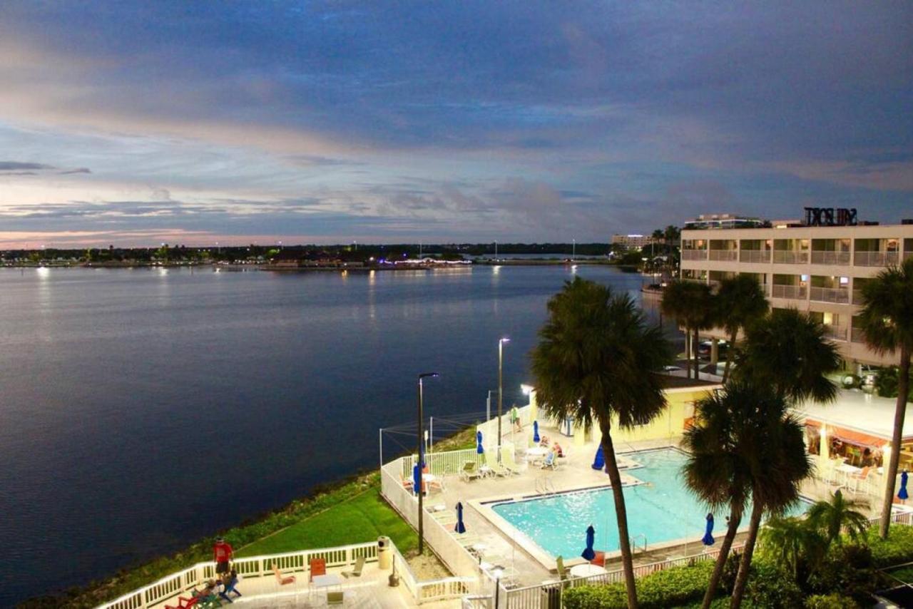 Welcome To Sea Forever Balcony With Ocean Views! Tampa