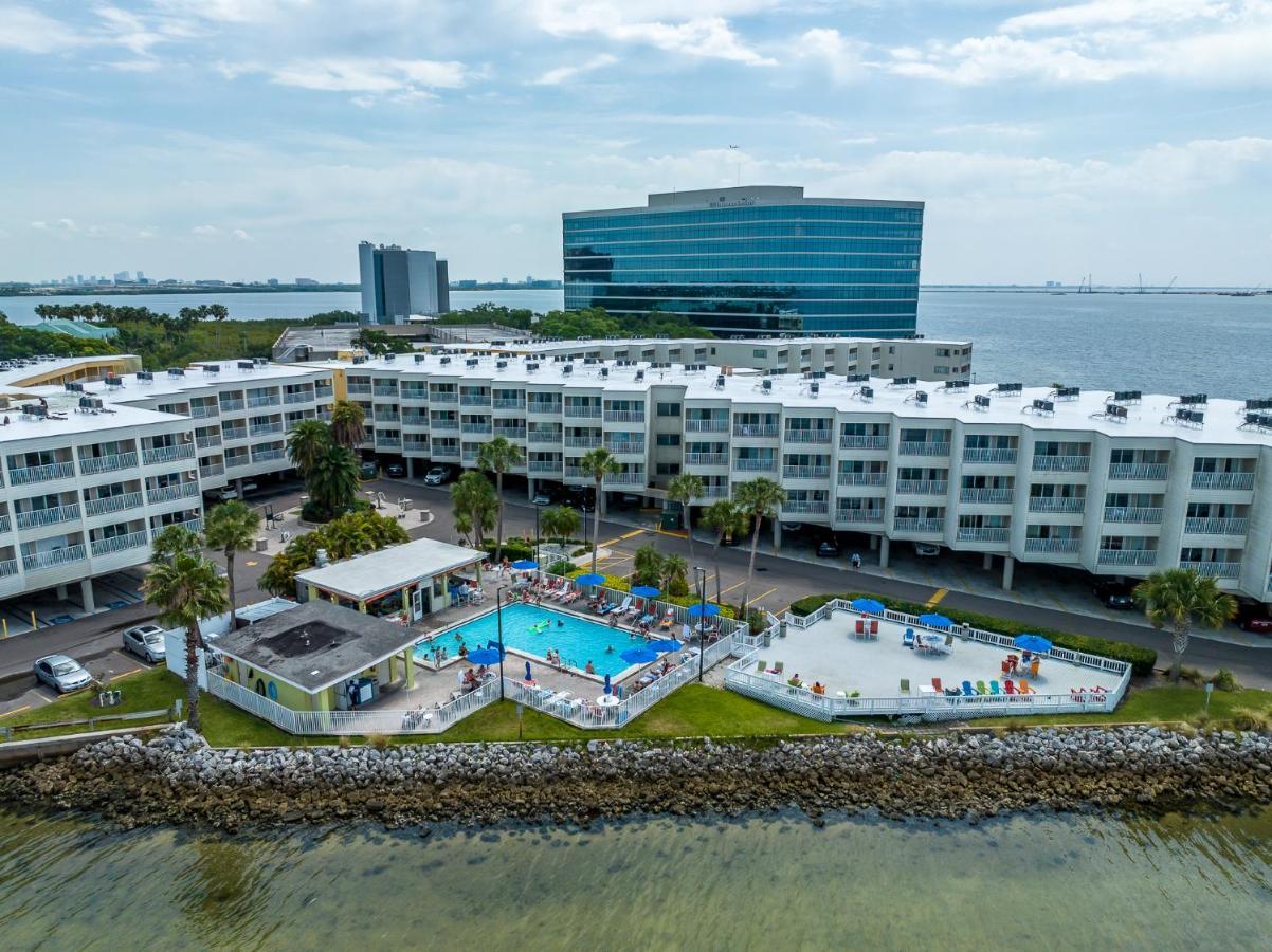 Welcome To Sea Forever Balcony With Ocean Views!