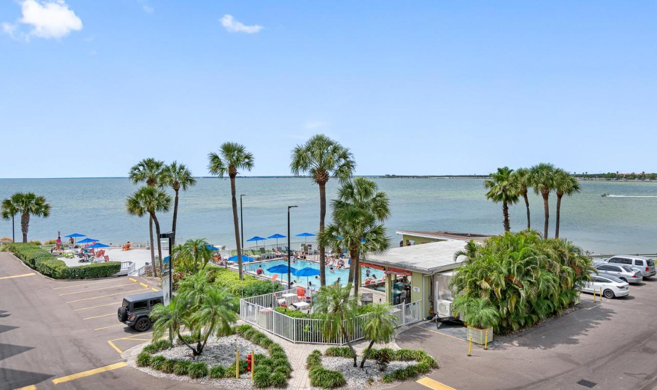 Welcome To Sea Forever Balcony With Ocean Views! *